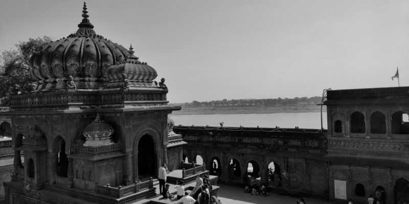 Charming Places to Visit in Maheshwar, Famous for its Very Beautiful and Gorgeous Ghats